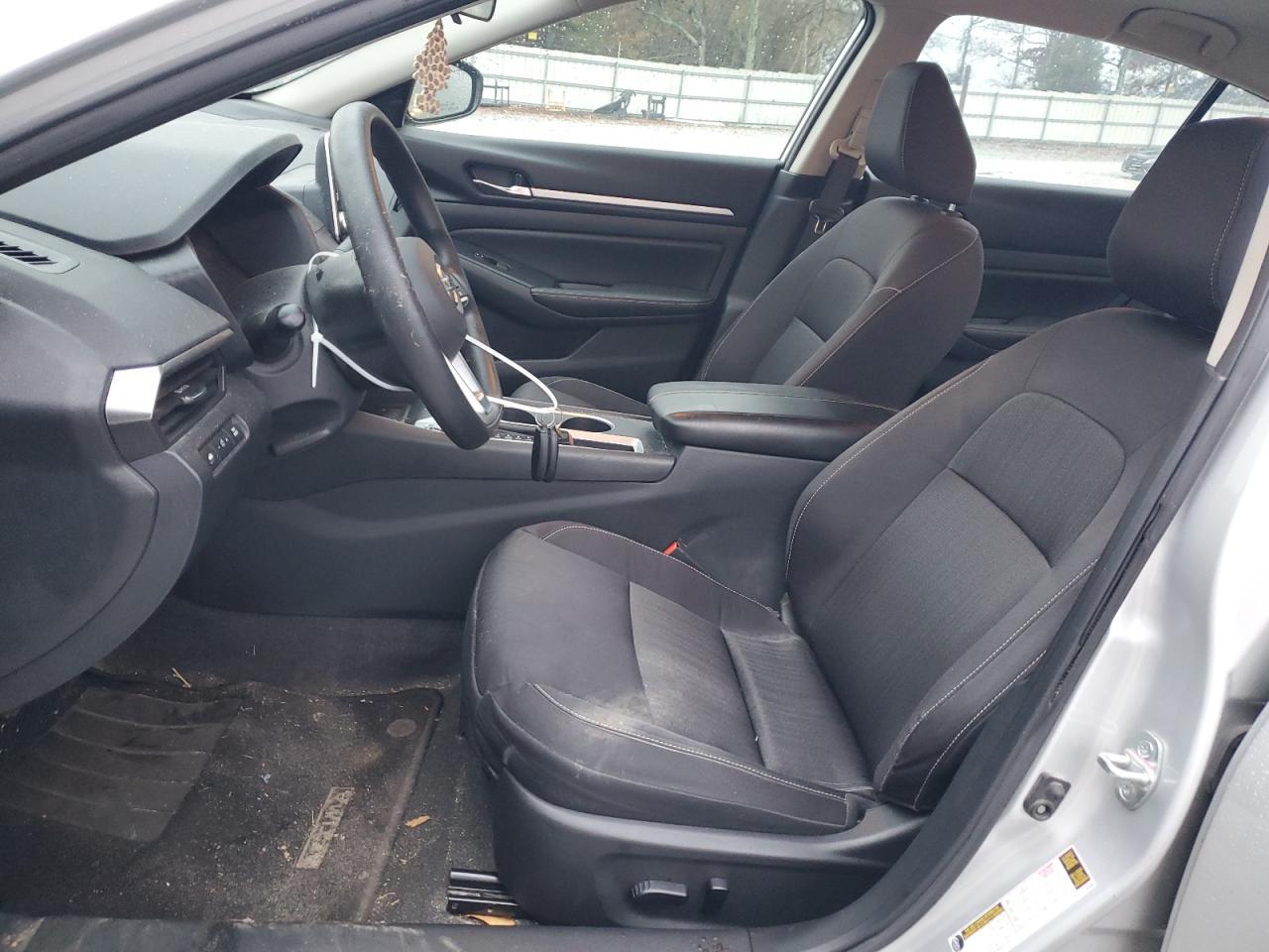 2022 NISSAN ALTIMA SV - Image 7