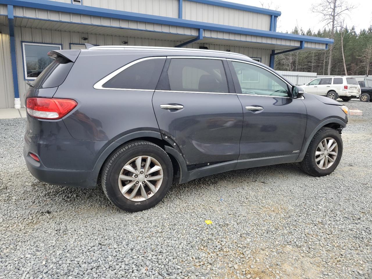 2016 KIA SORENTO LX - Image 3