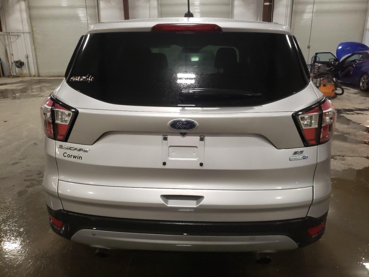 2017 FORD ESCAPE SE - Фото 6