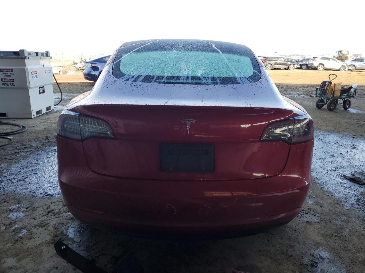 2022 TESLA MODEL 3 - Фото 6