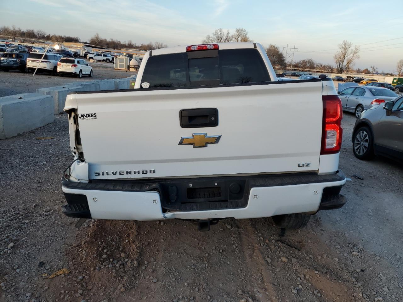 2018 CHEVROLET SILVERADO - Фото 6