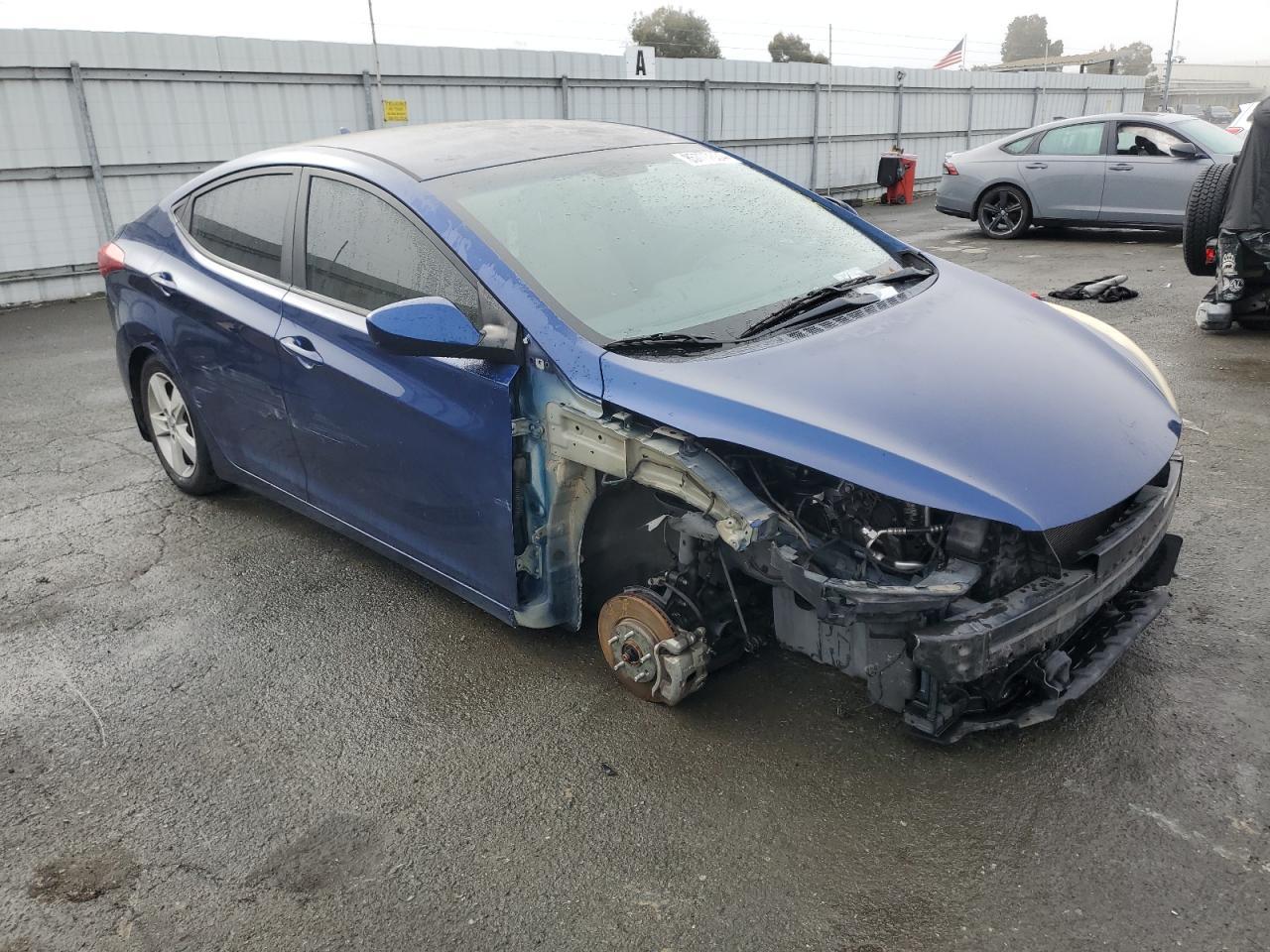 2013 HYUNDAI ELANTRA GL - Image 4