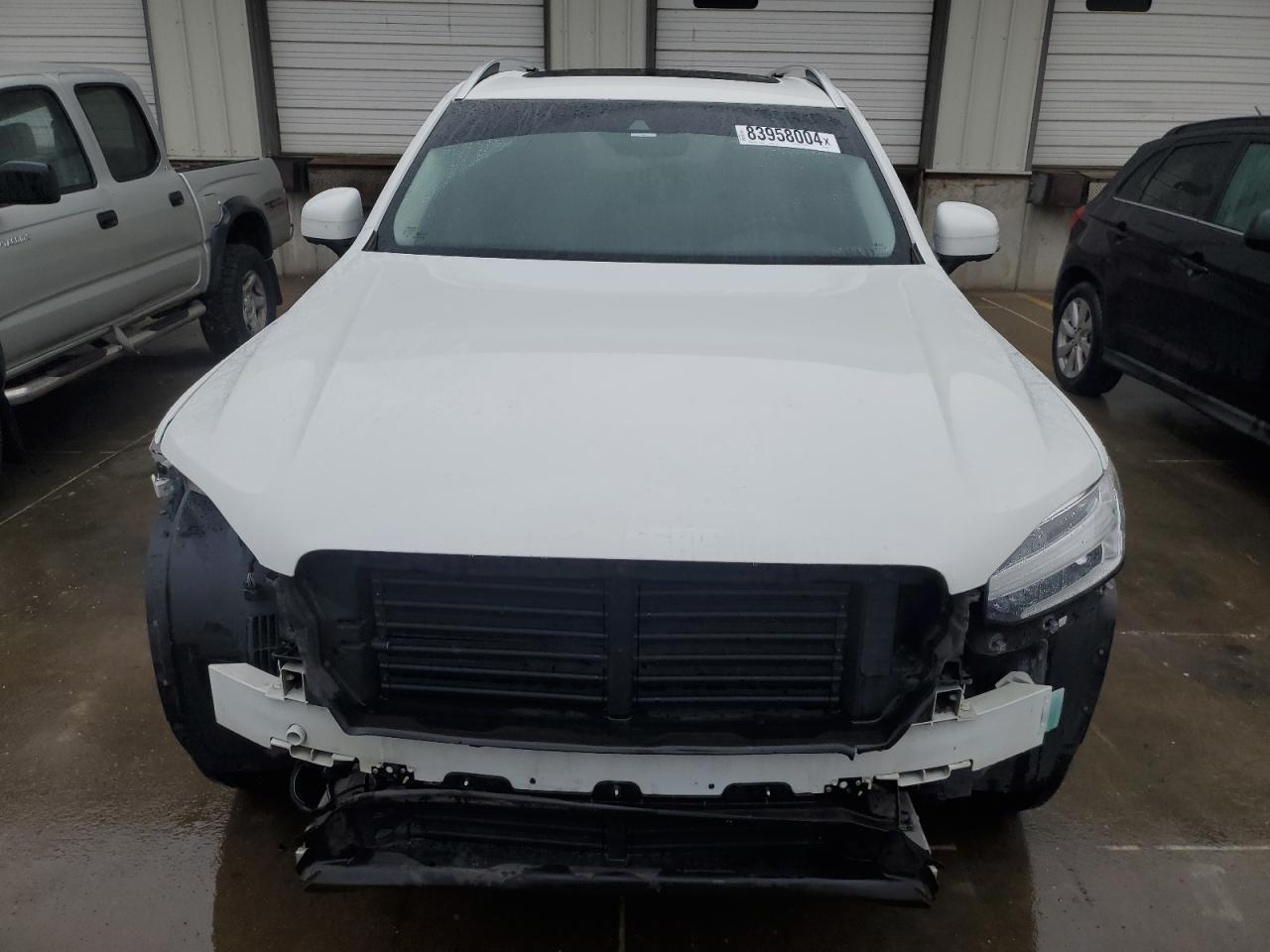 2016 VOLVO XC90 T6 - Image 5