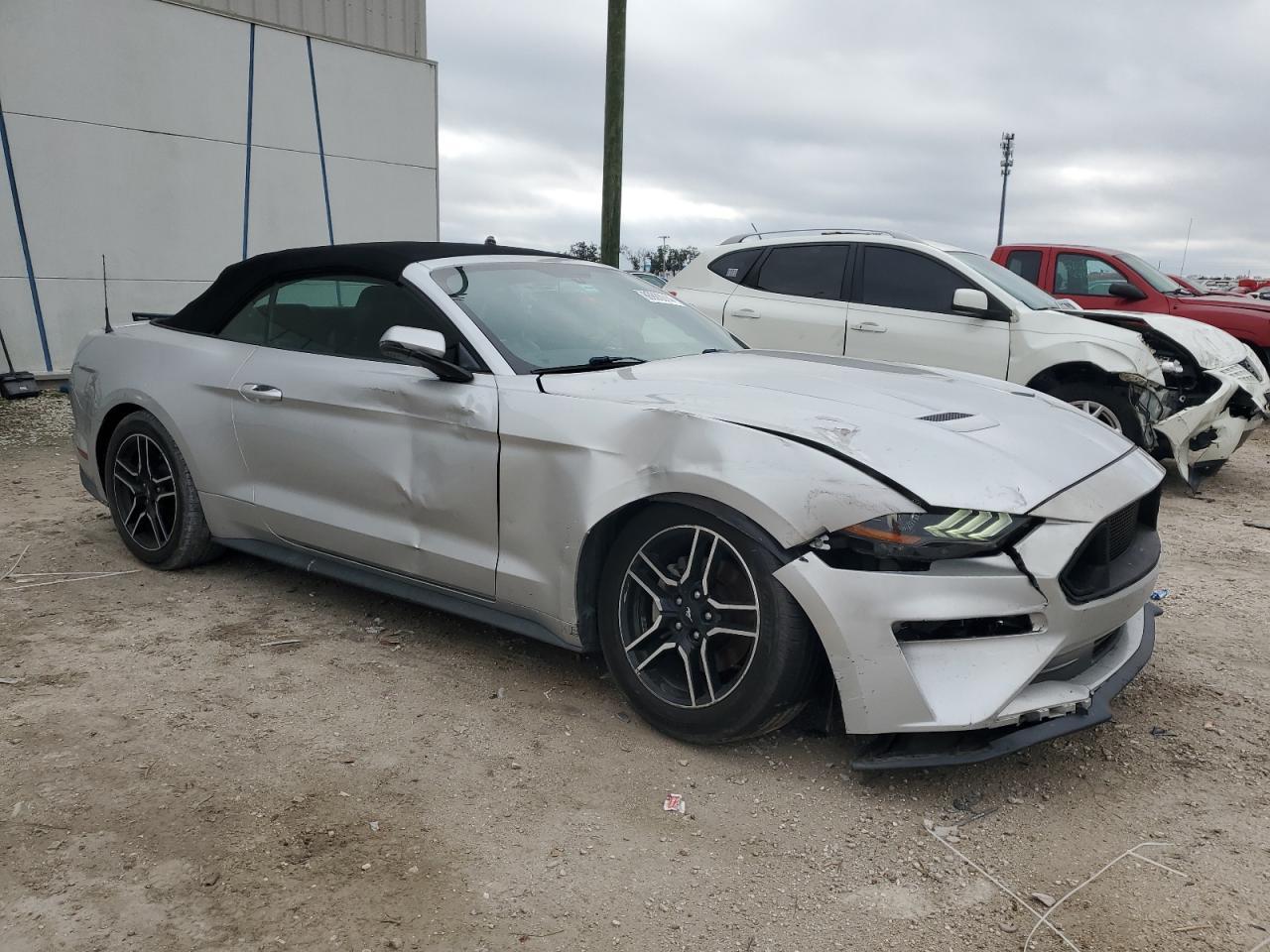 2018 FORD MUSTANG - Image 4