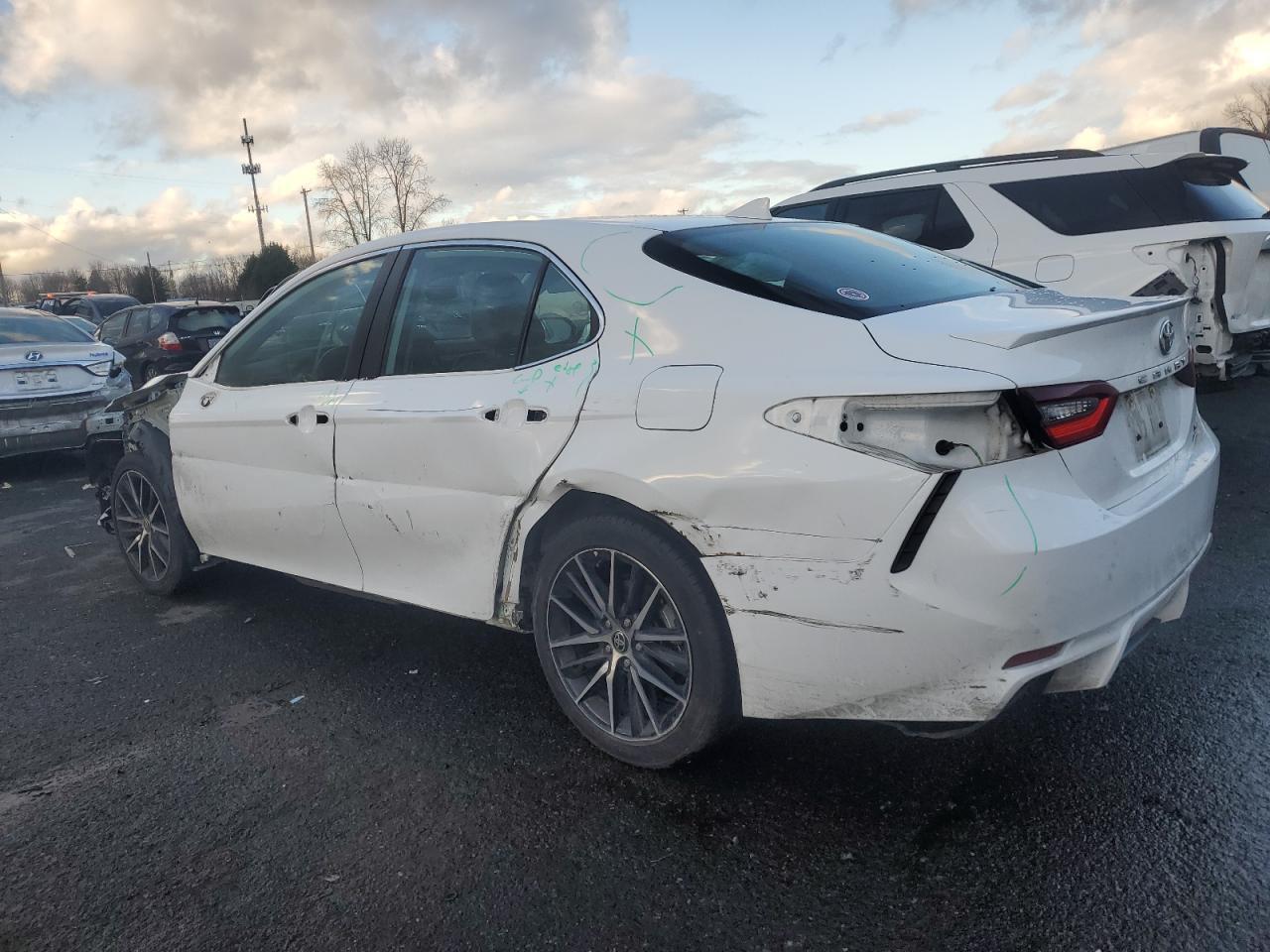 2021 TOYOTA CAMRY SE - Image 2
