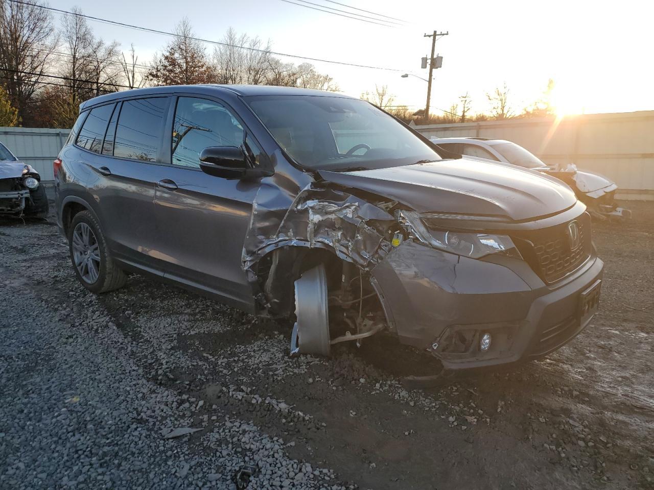 2019 HONDA PASSPORT E - Фото 4