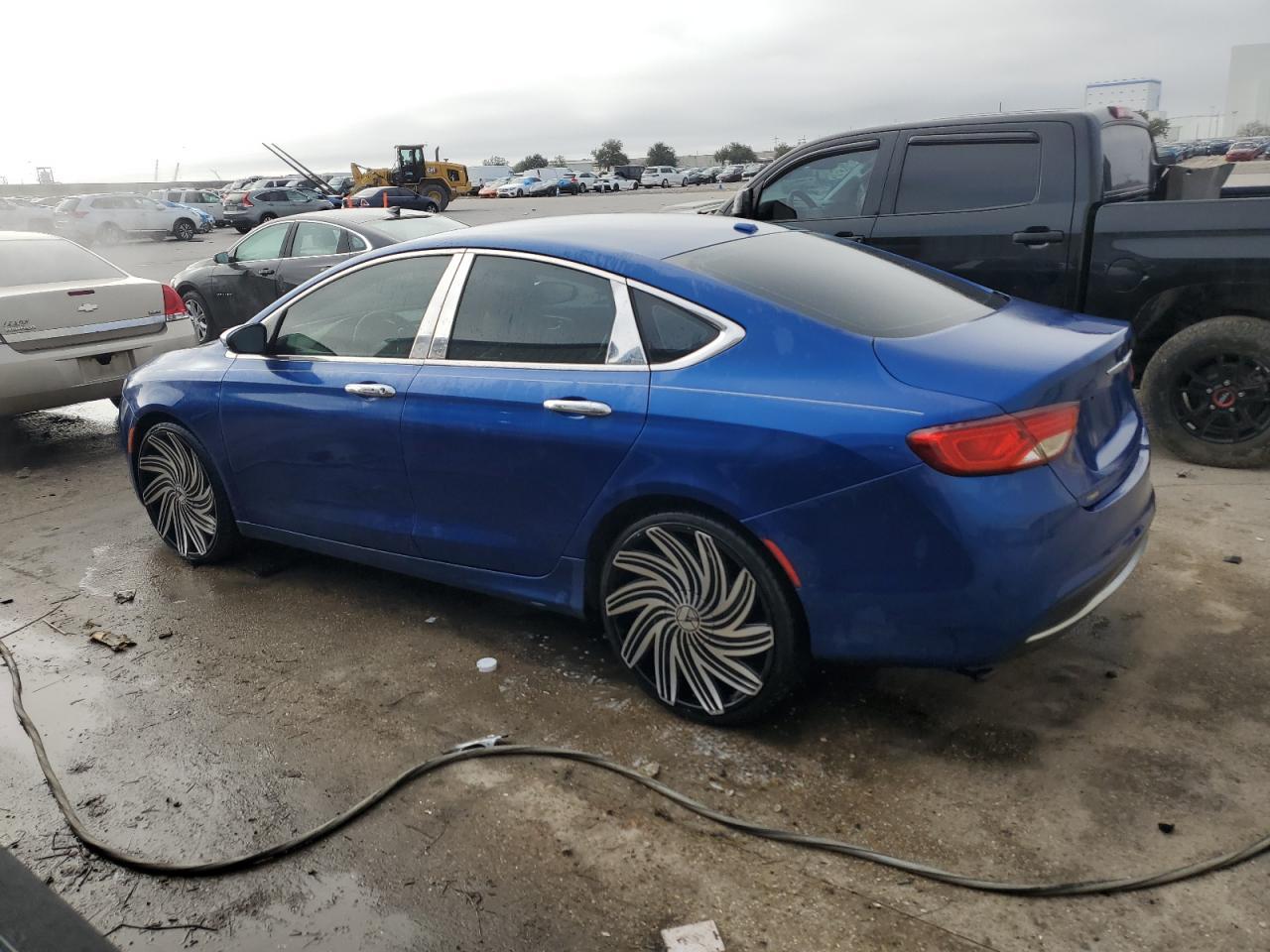 2015 CHRYSLER 200 C - Фото 2