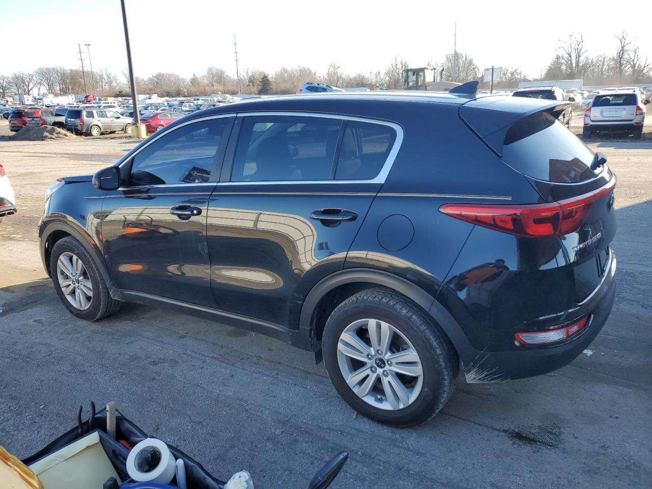 2017 KIA SPORTAGE L - Image 2