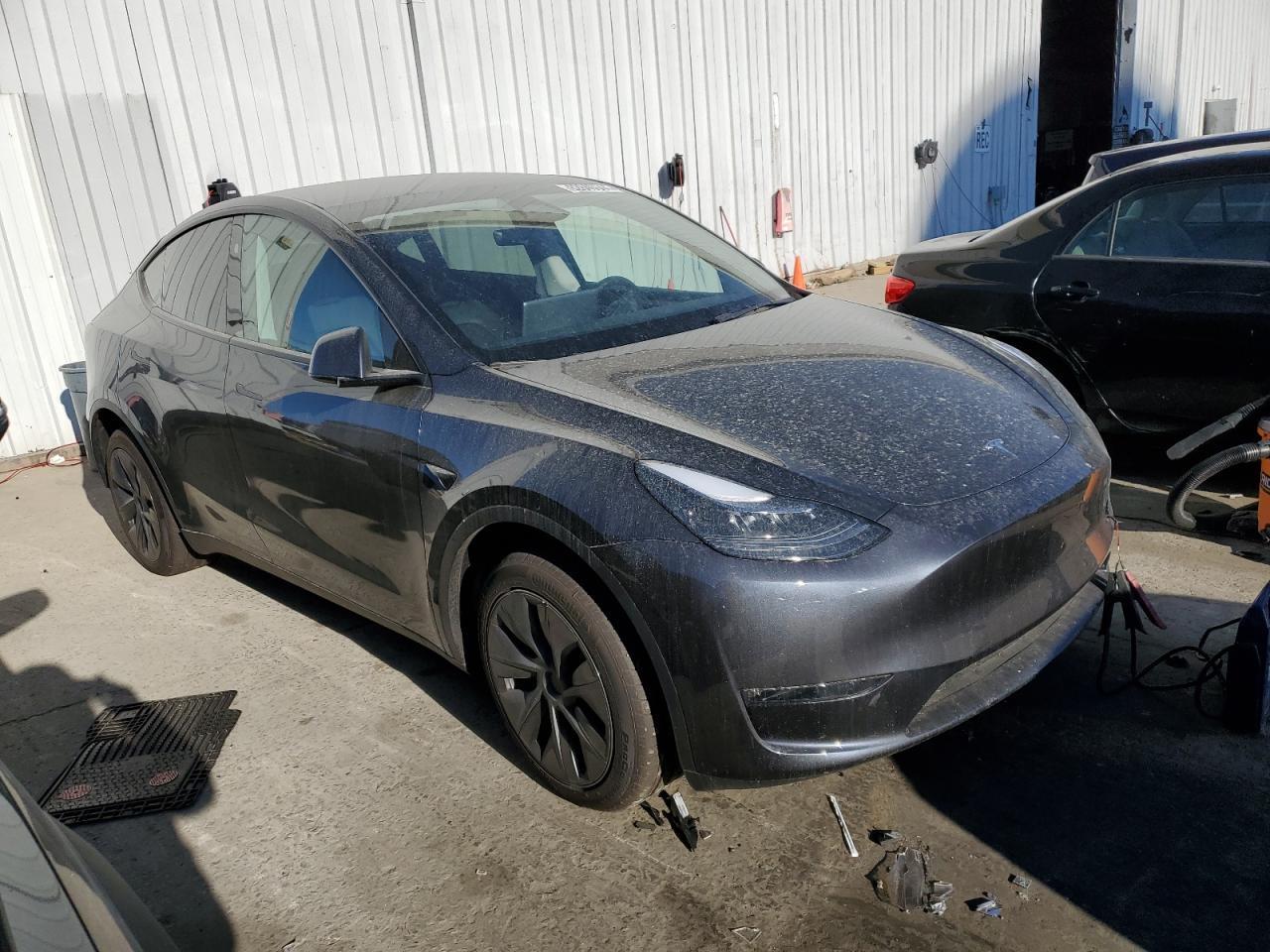 2024 TESLA MODEL Y - Image 4