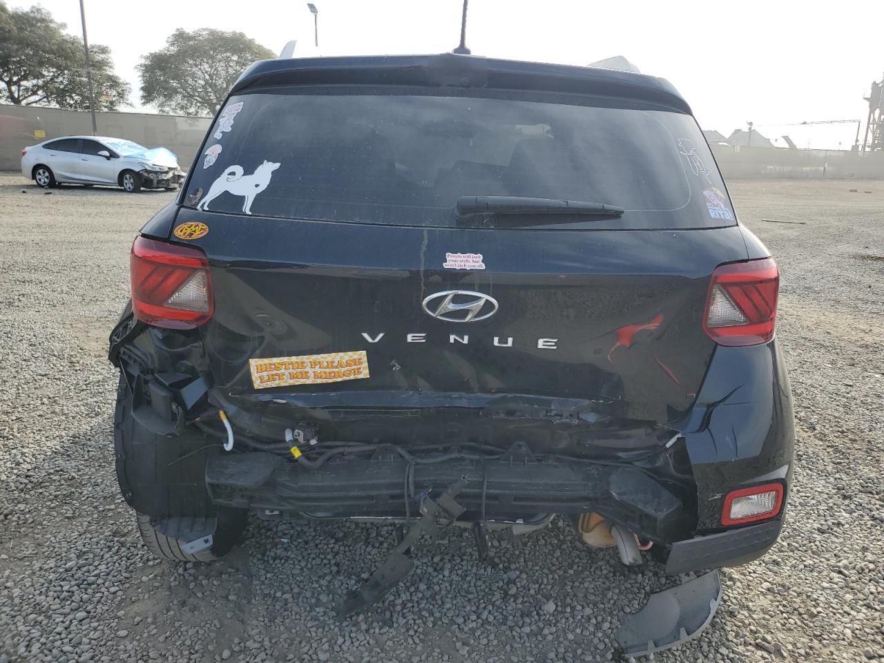 2023 HYUNDAI VENUE SEL - Image 6