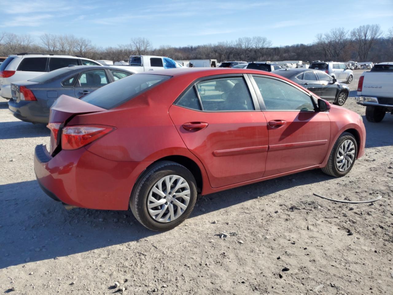 2019 TOYOTA COROLLA L - Фото 3
