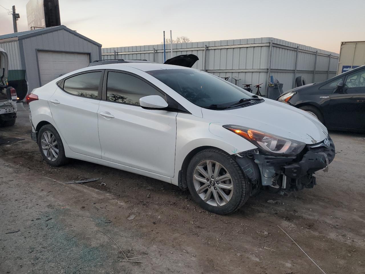 2015 HYUNDAI ELANTRA SE - Фото 4
