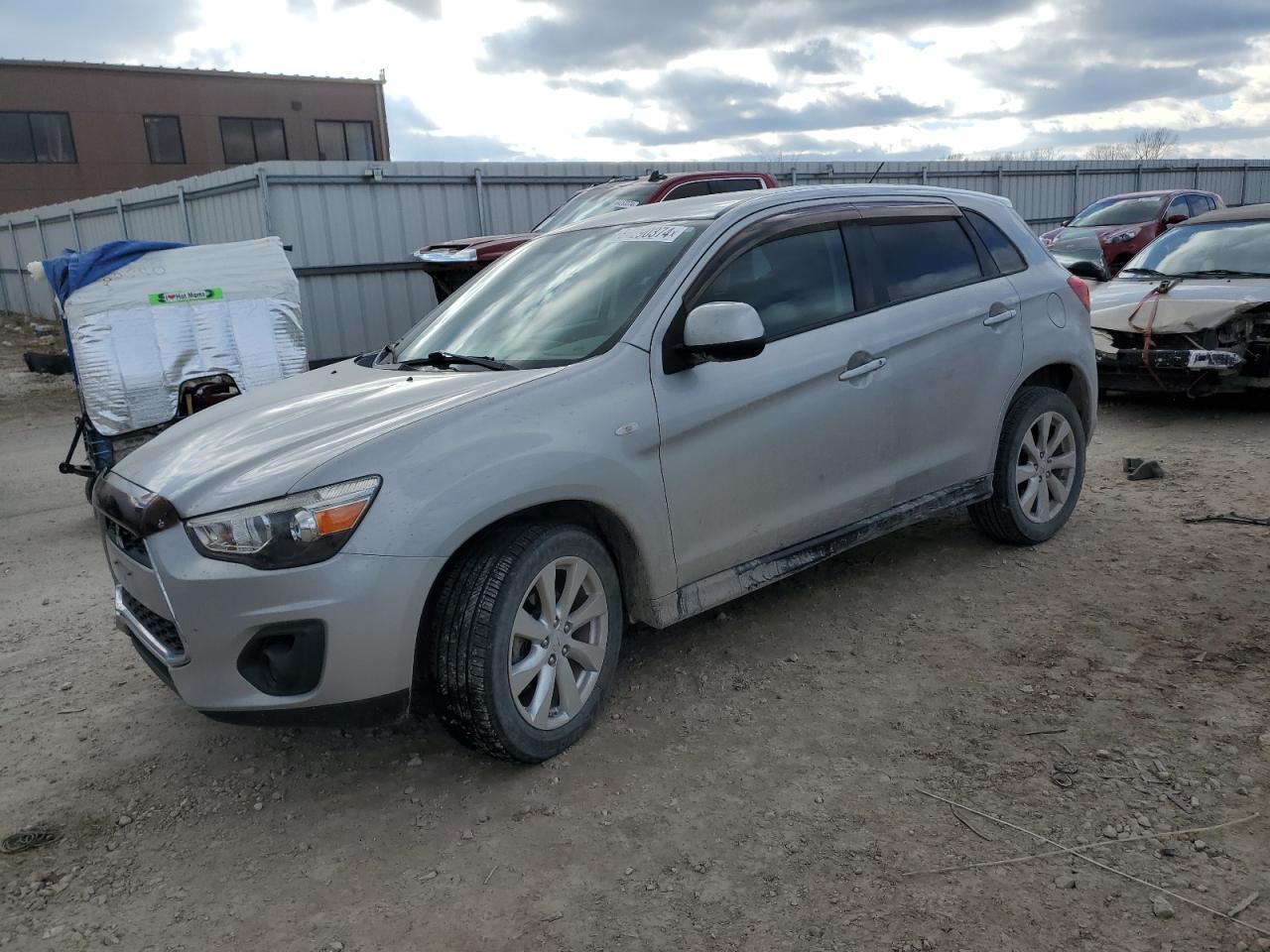 2015 MITSUBISHI OUTLANDER