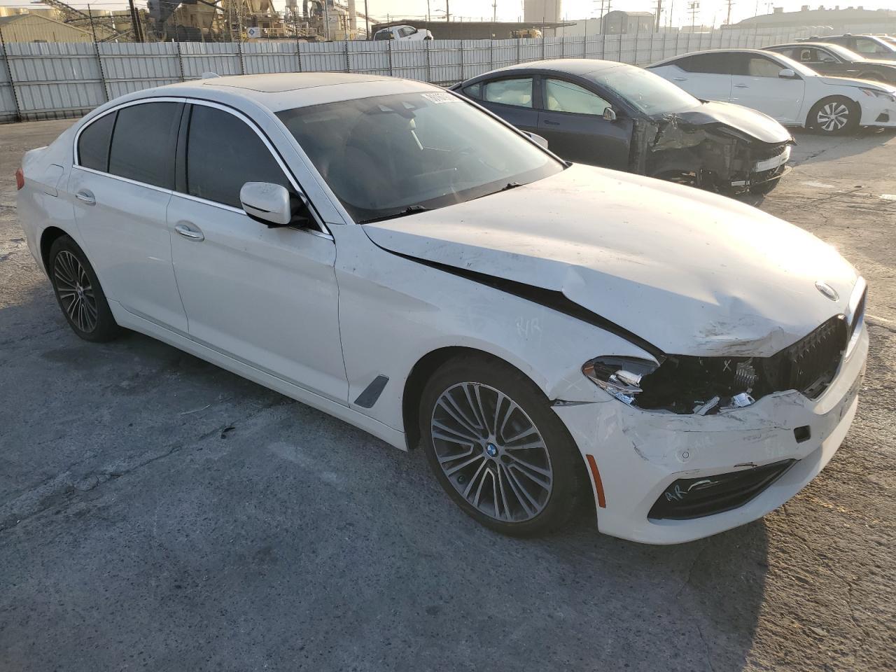 2018 BMW 530 I - Image 4