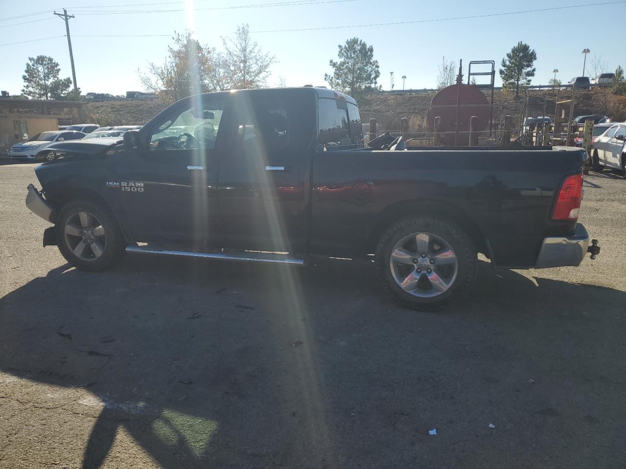 2015 RAM 1500 SLT - Image 2