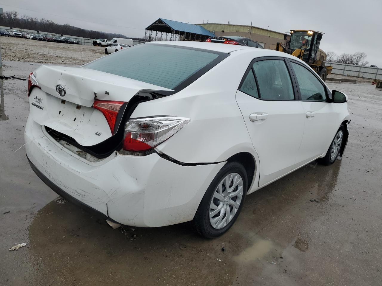 2019 TOYOTA COROLLA L - Image 3