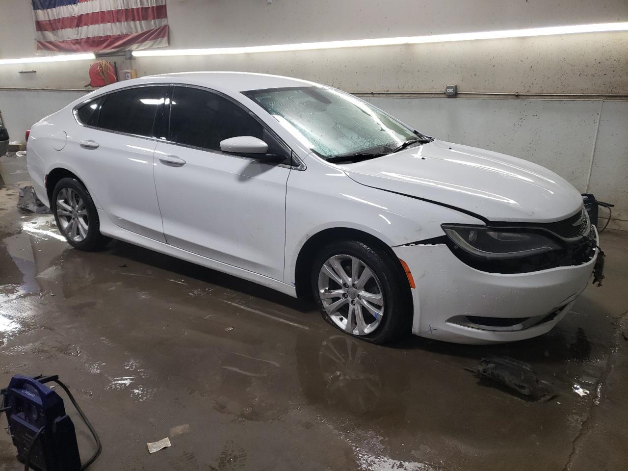 2015 CHRYSLER 200 LIMITE - Image 4