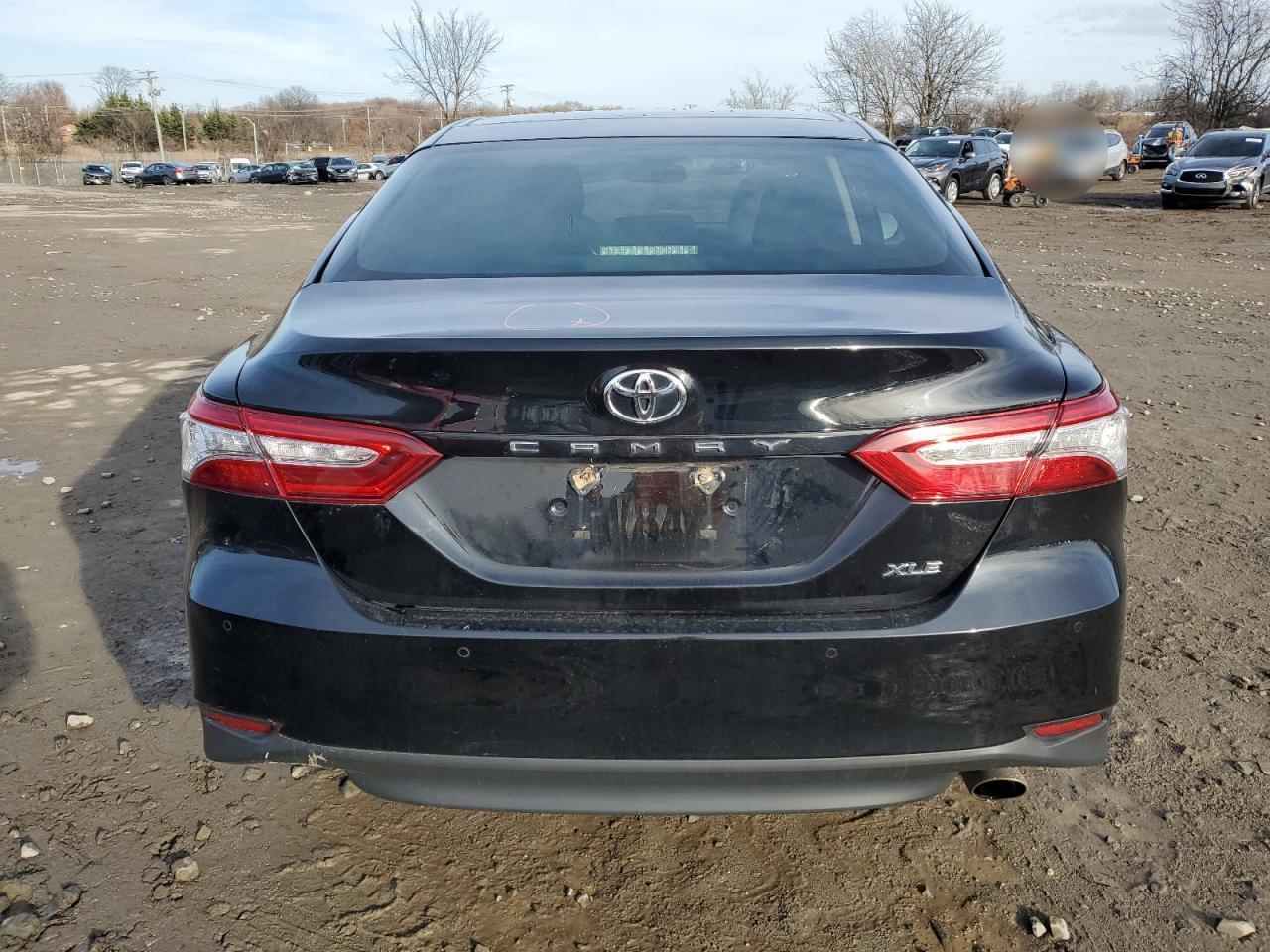 2018 TOYOTA CAMRY L - Image 6