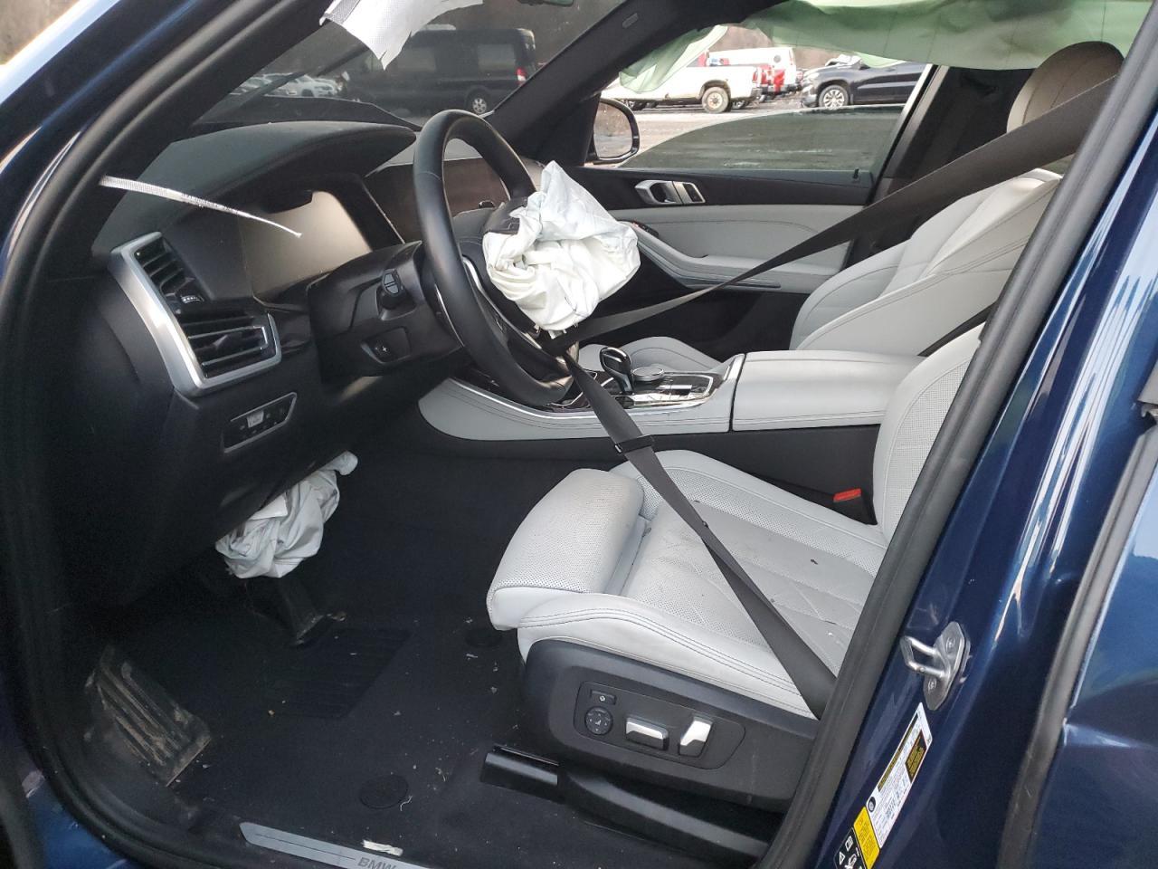 2023 BMW X5 XDRIVE4 - Фото 7