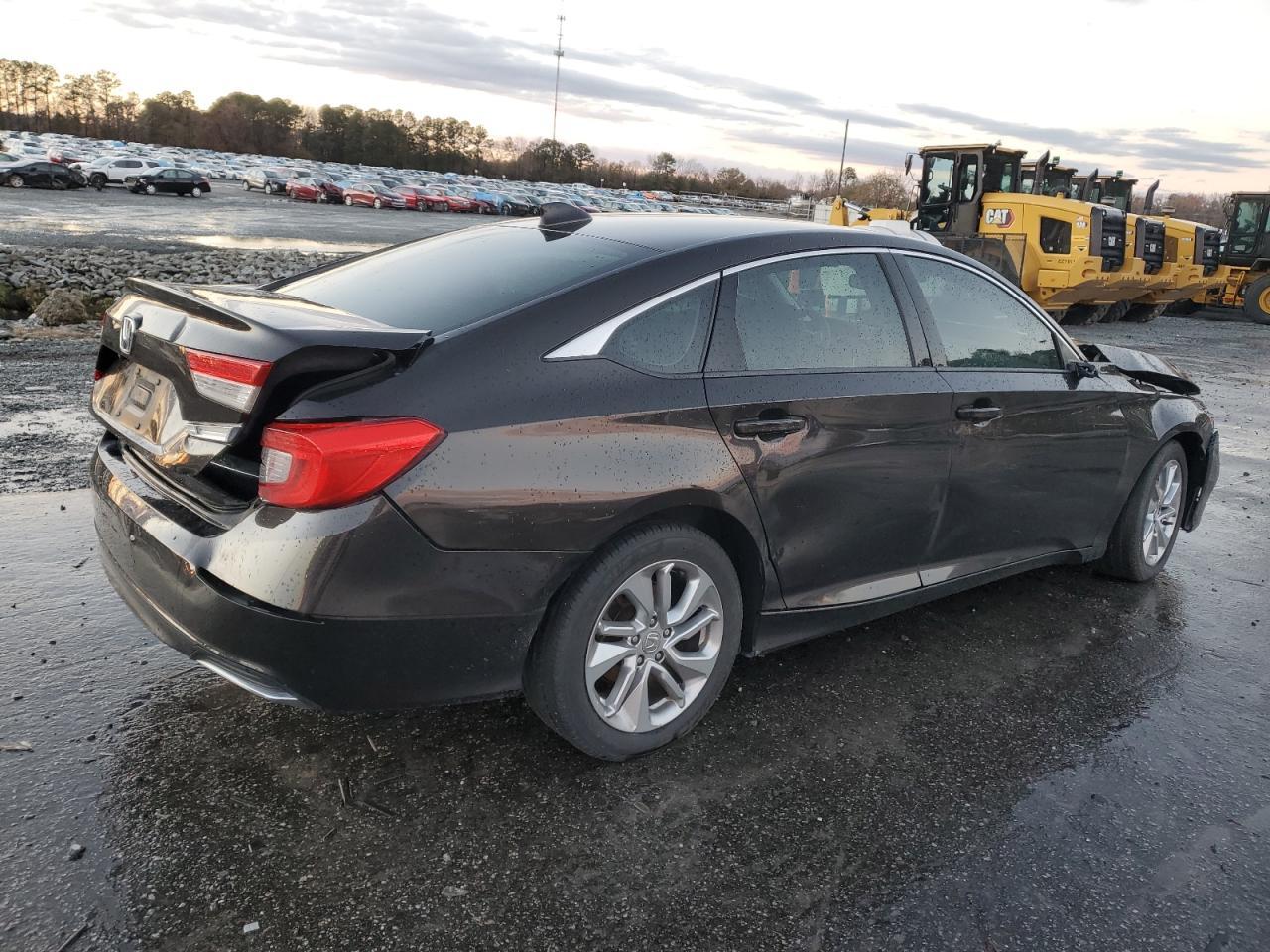 2018 HONDA ACCORD LX - Фото 3