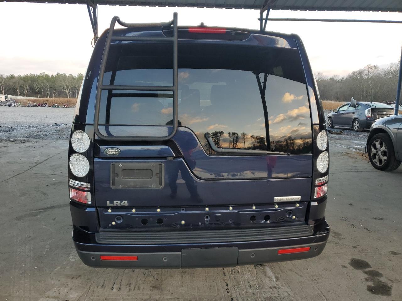 2016 LAND ROVER LR4 HSE LU - Image 6