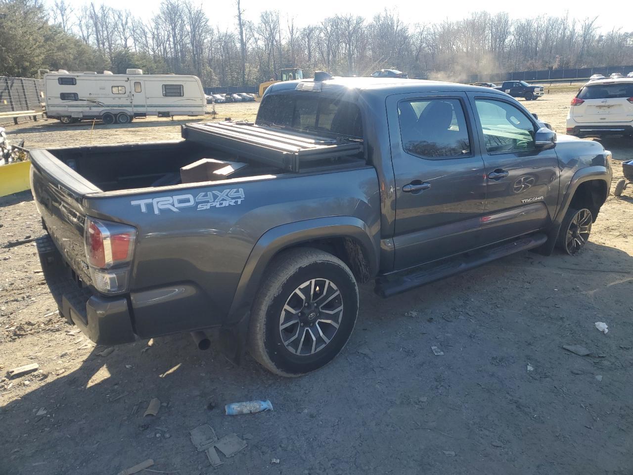 2023 TOYOTA TACOMA DOU - Фото 3