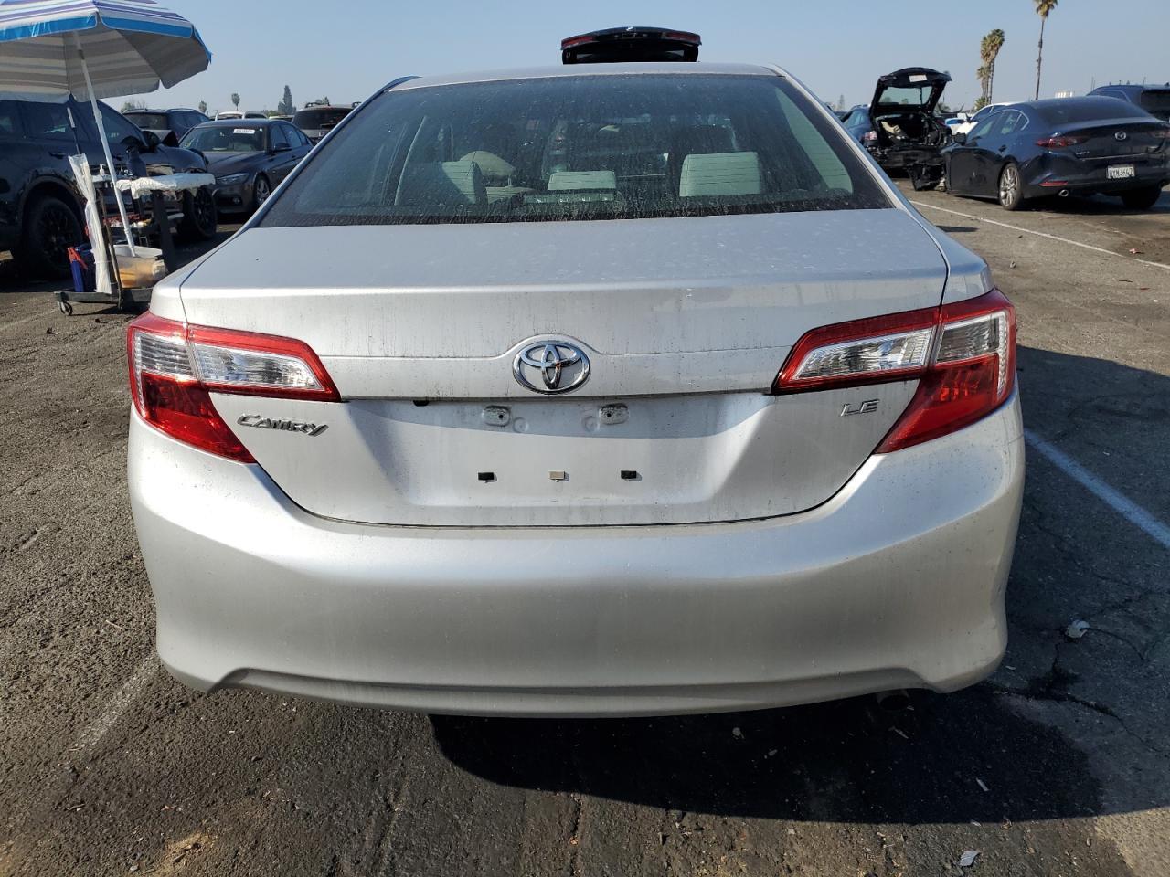 2014 TOYOTA CAMRY L - Фото 6