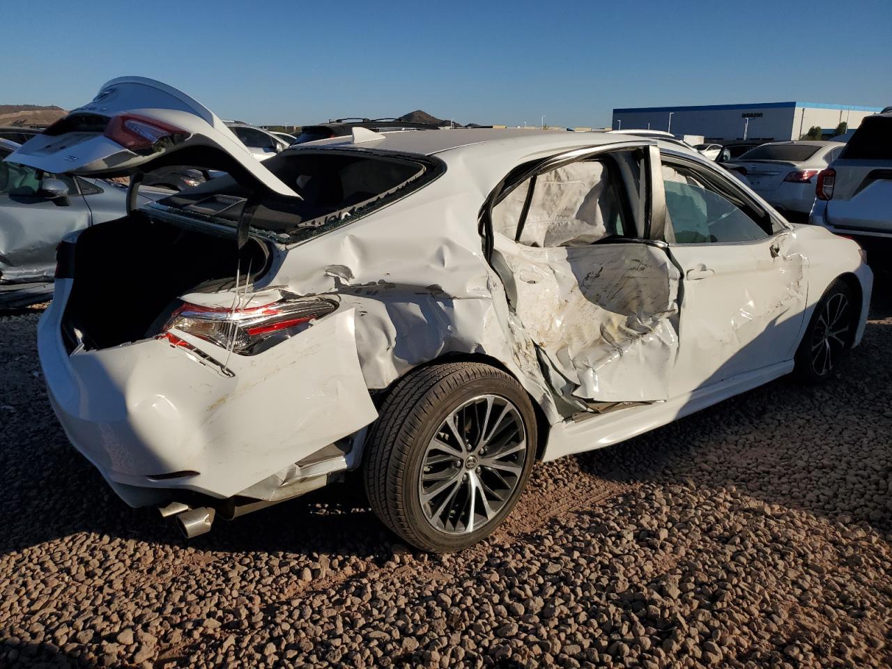 2020 TOYOTA CAMRY SE - Image 3