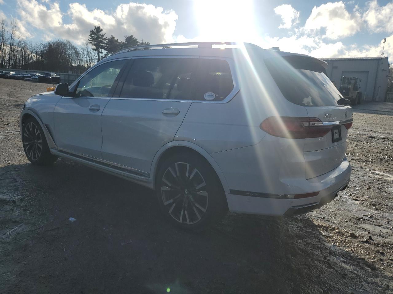2020 BMW X7 XDRIVE4 - Image 2