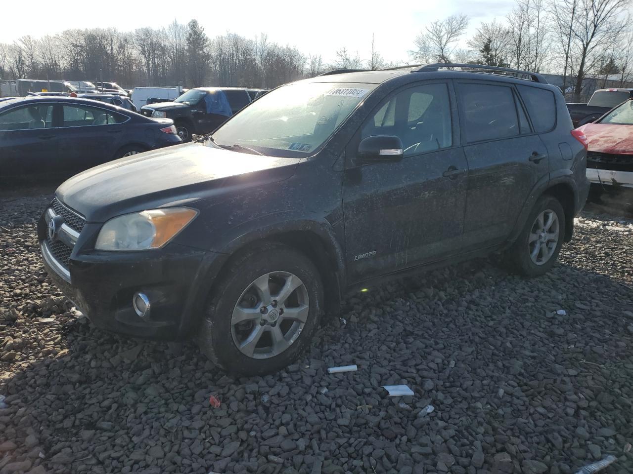 2011 TOYOTA RAV4 LIMIT
