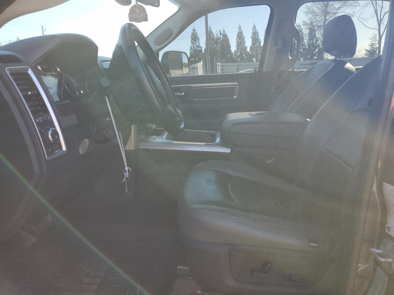2017 RAM 2500 SLT - Image 7