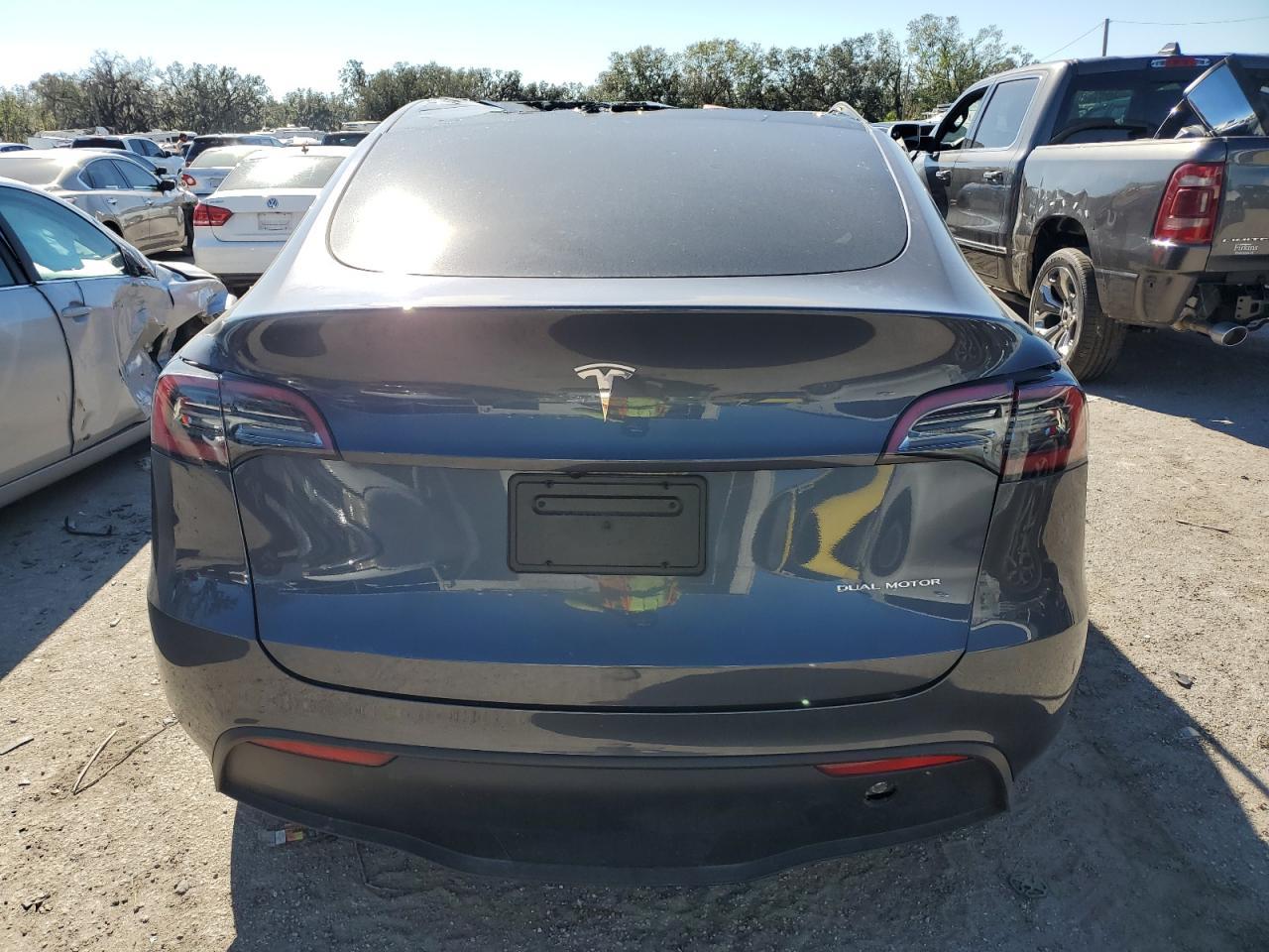 2023 TESLA MODEL Y - Фото 6