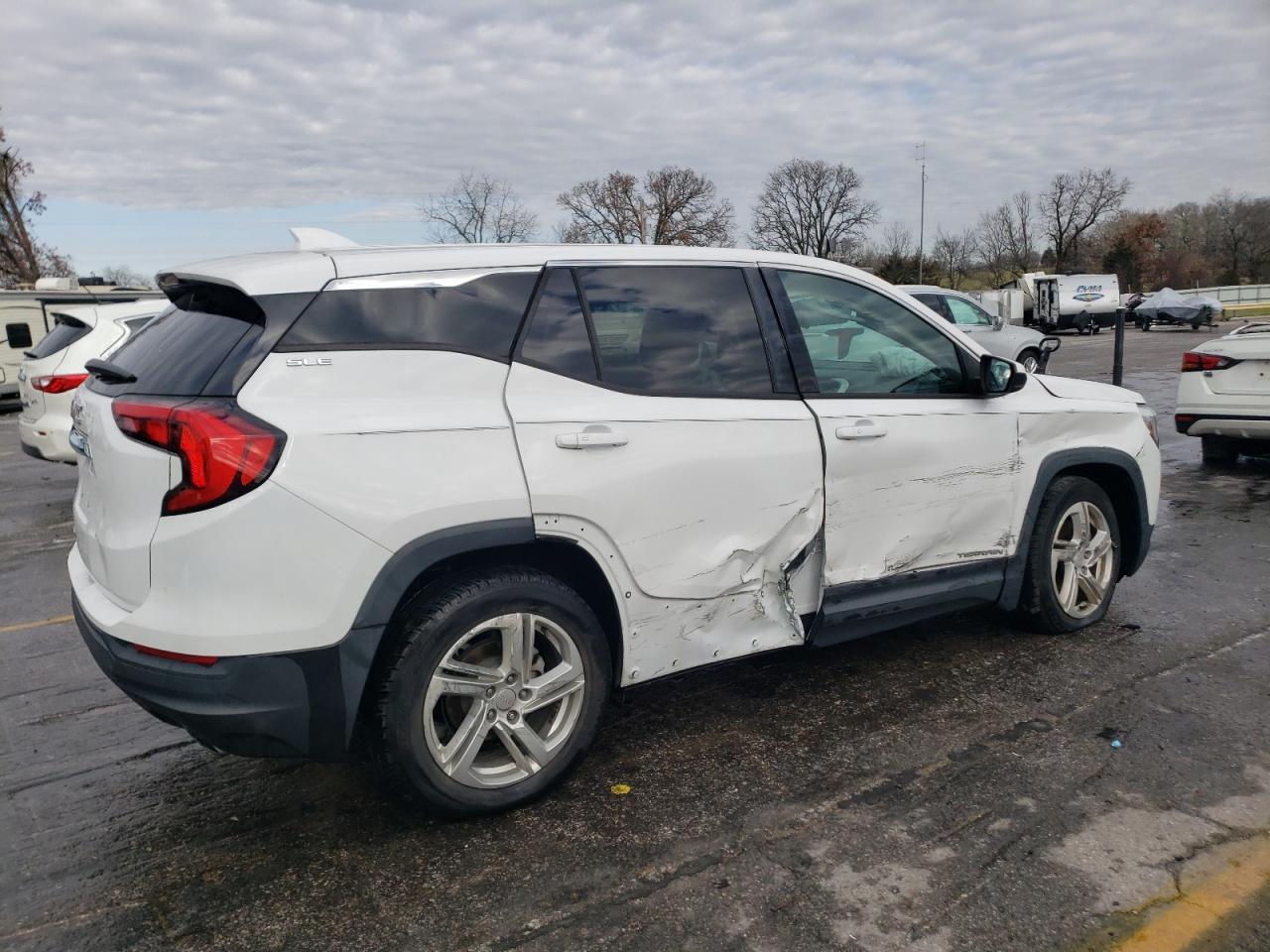 2018 GMC TERRAIN SL - Image 3