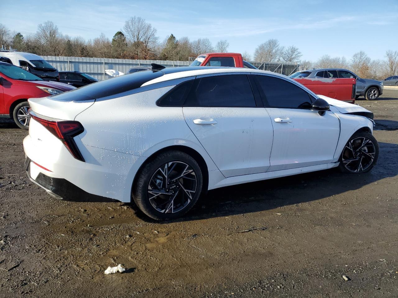 2025 KIA K5 GT LINE - Image 3
