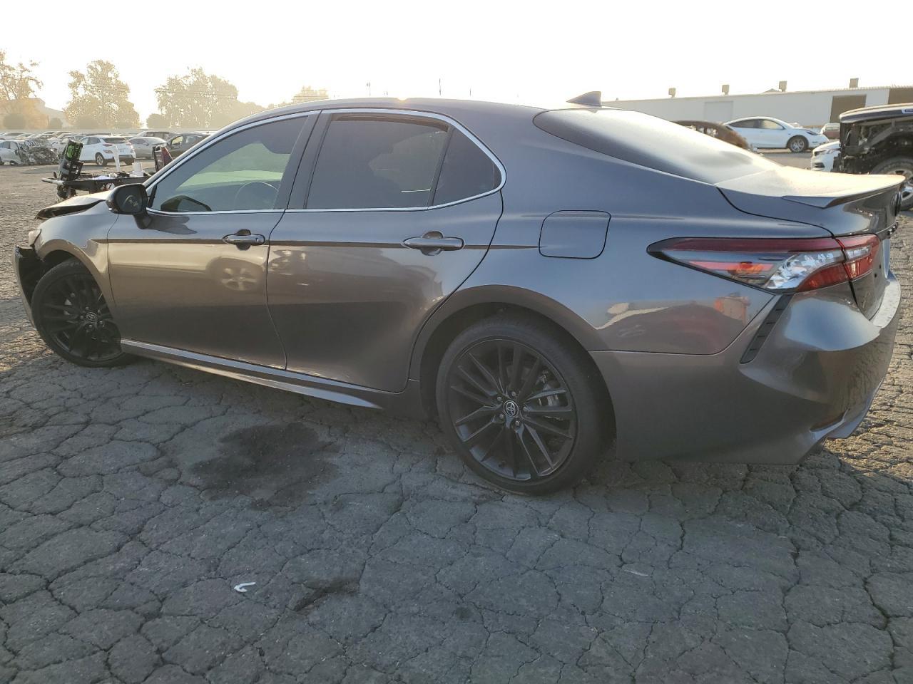 2022 TOYOTA CAMRY XSE - Фото 2