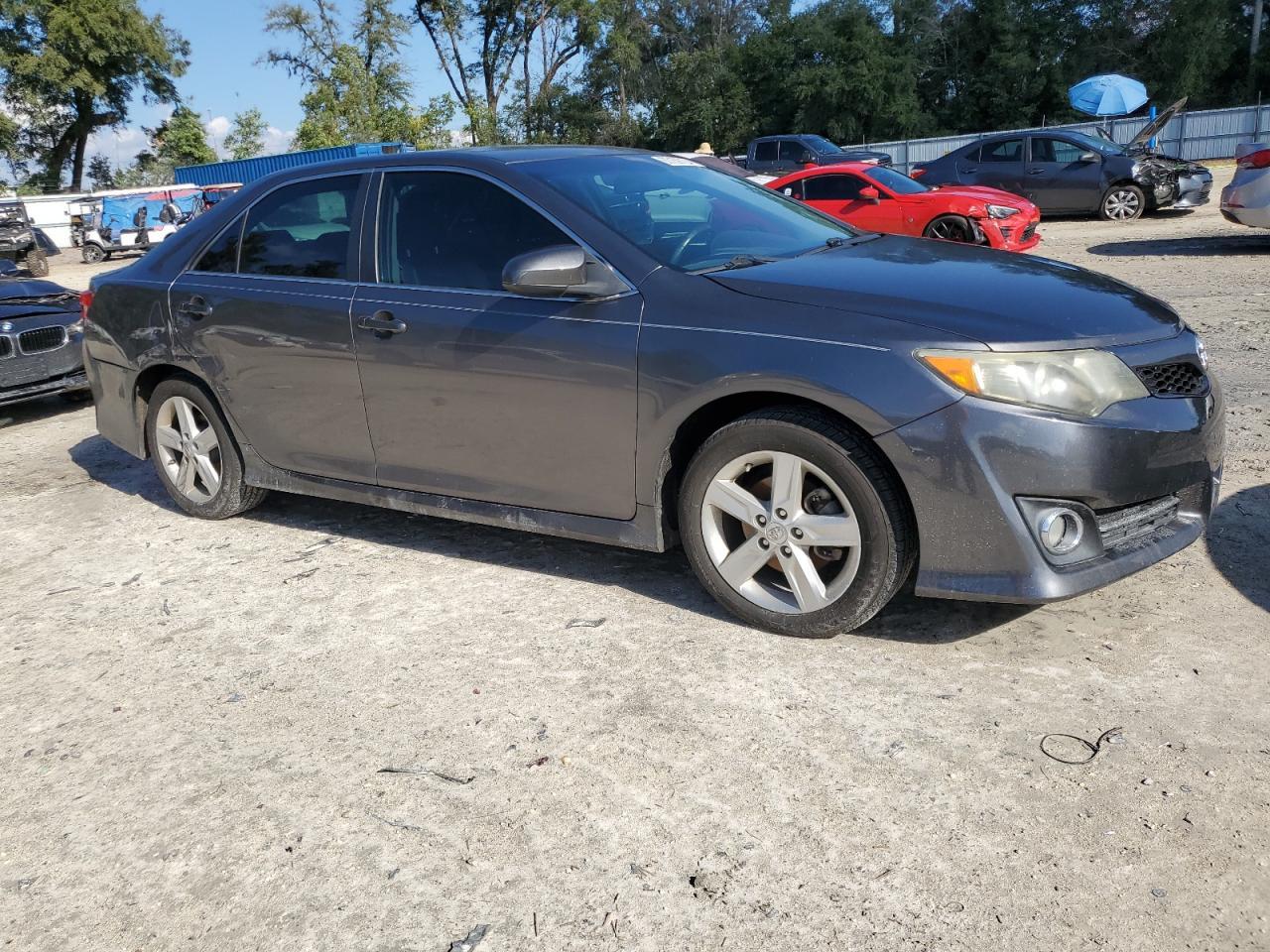 2014 TOYOTA CAMRY L - Image 4
