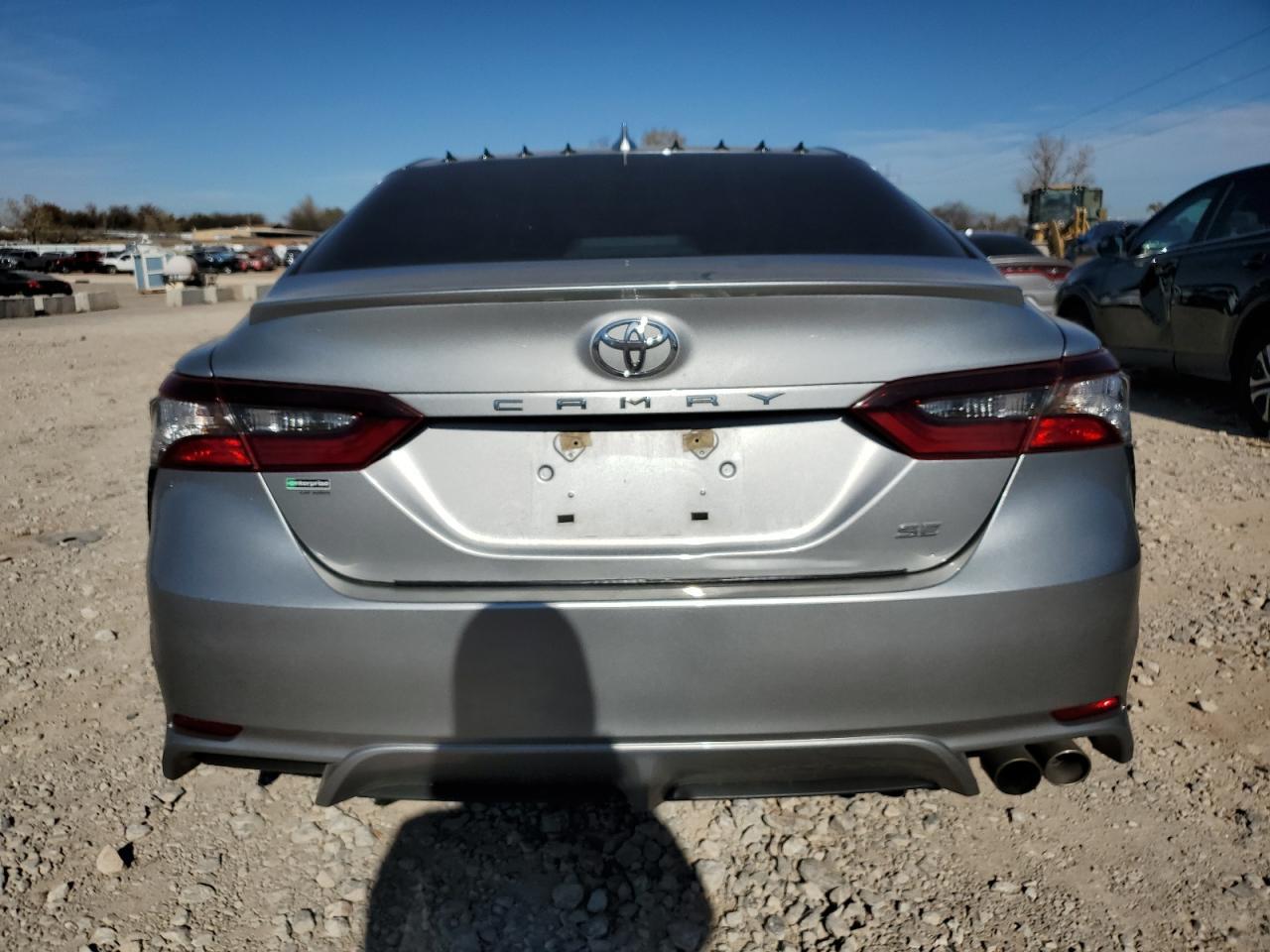 2021 TOYOTA CAMRY SE - Image 6