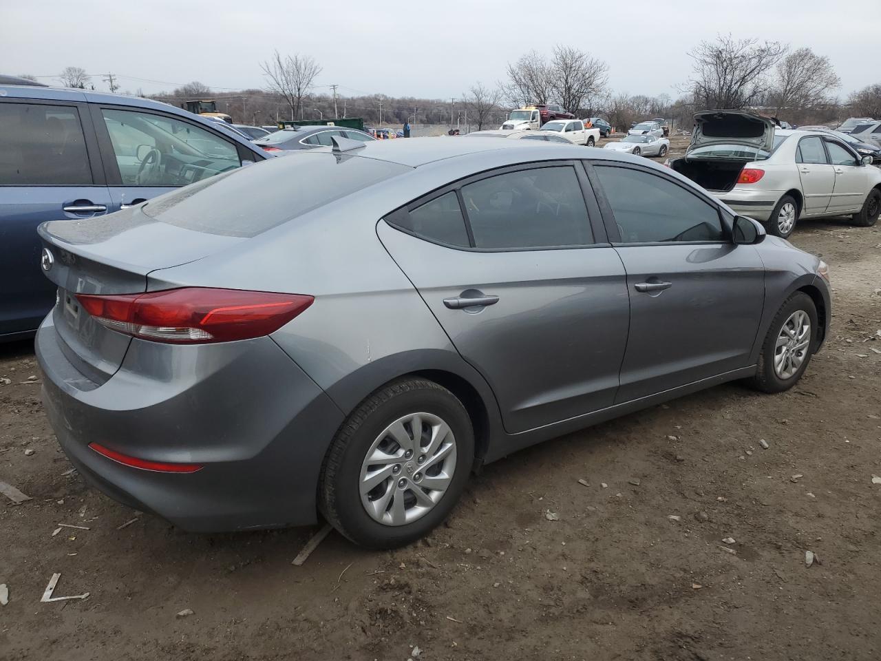 2017 HYUNDAI ELANTRA SE - Фото 3