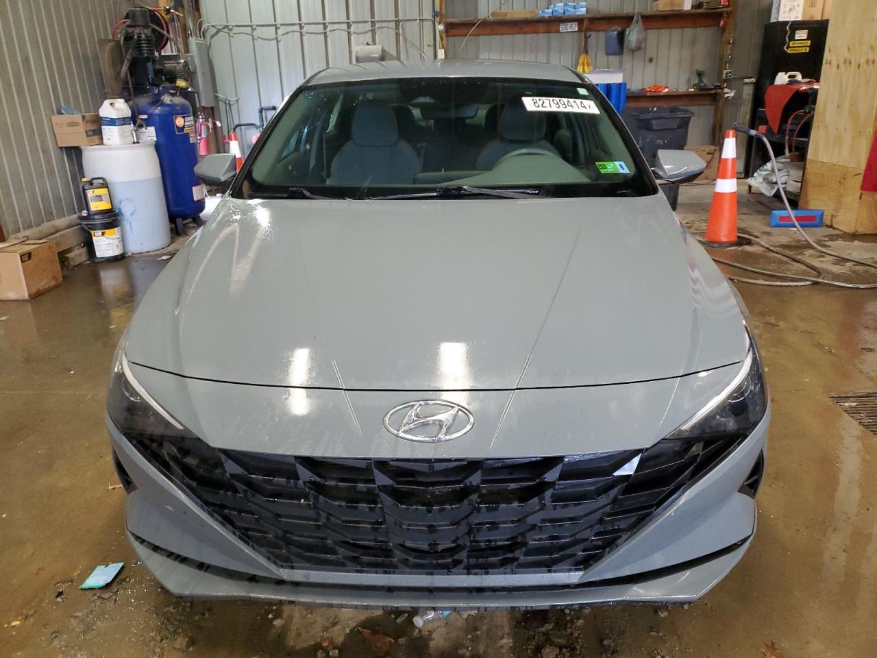 2023 HYUNDAI ELANTRA SE - Image 5