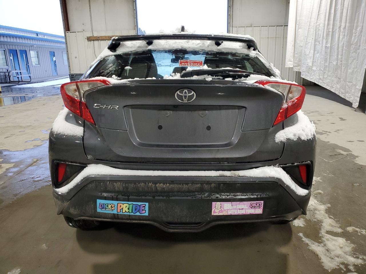 2019 TOYOTA C-HR XLE - Фото 6
