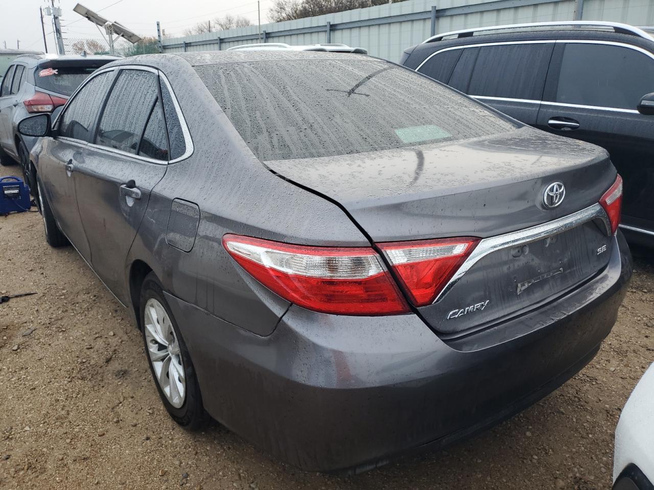 2015 TOYOTA CAMRY LE - Фото 6