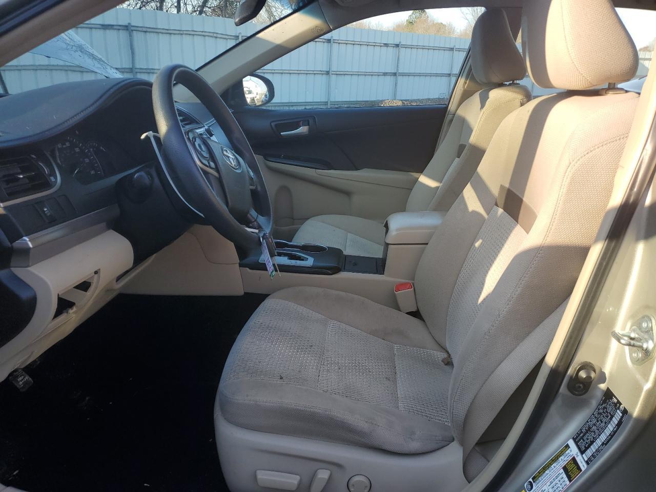 2014 TOYOTA CAMRY L - Image 7