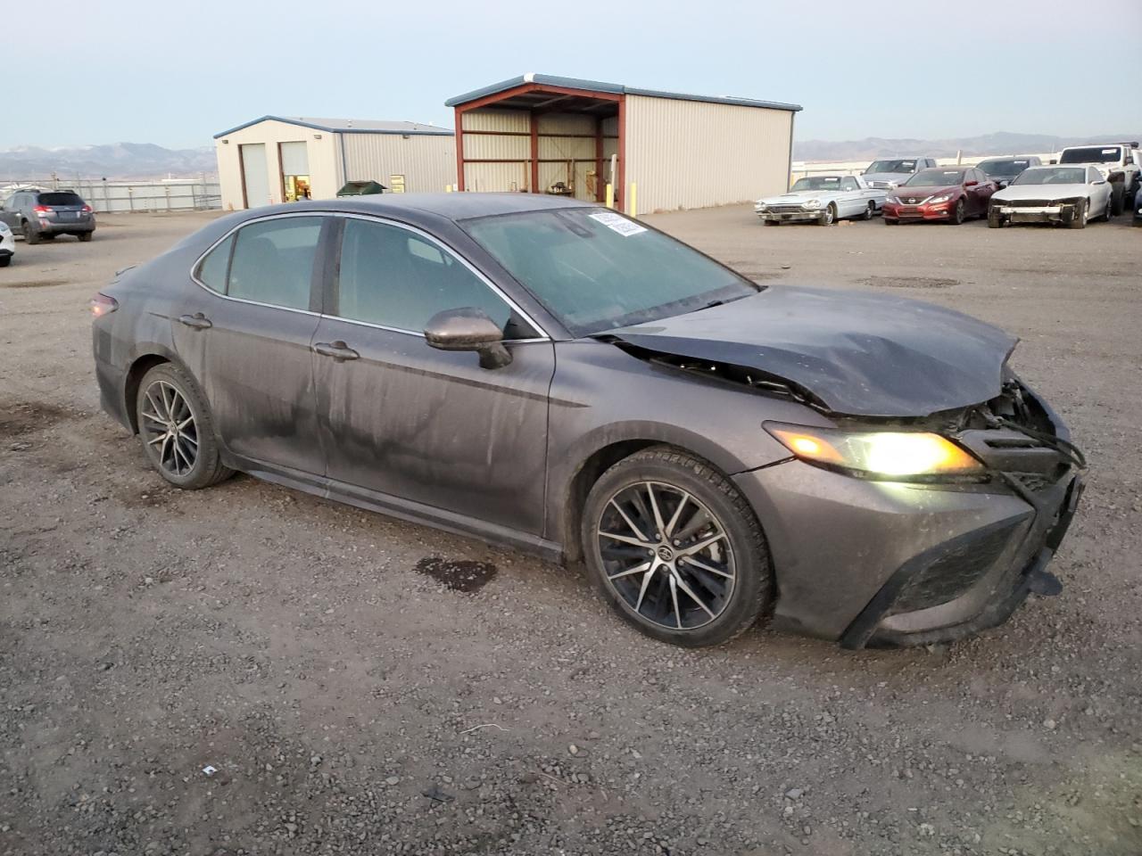 2021 TOYOTA CAMRY SE - Фото 4