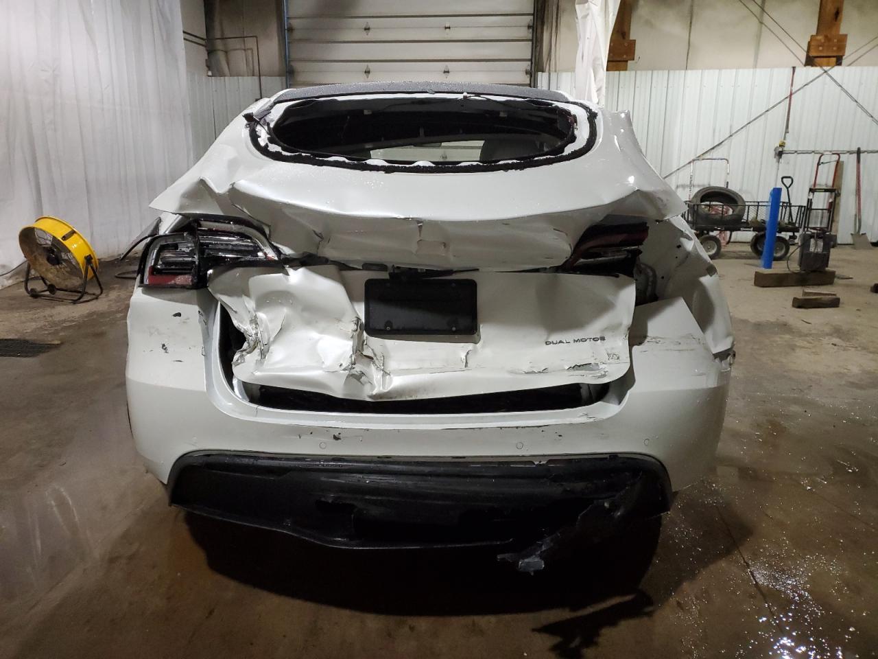2022 TESLA MODEL Y - Image 6