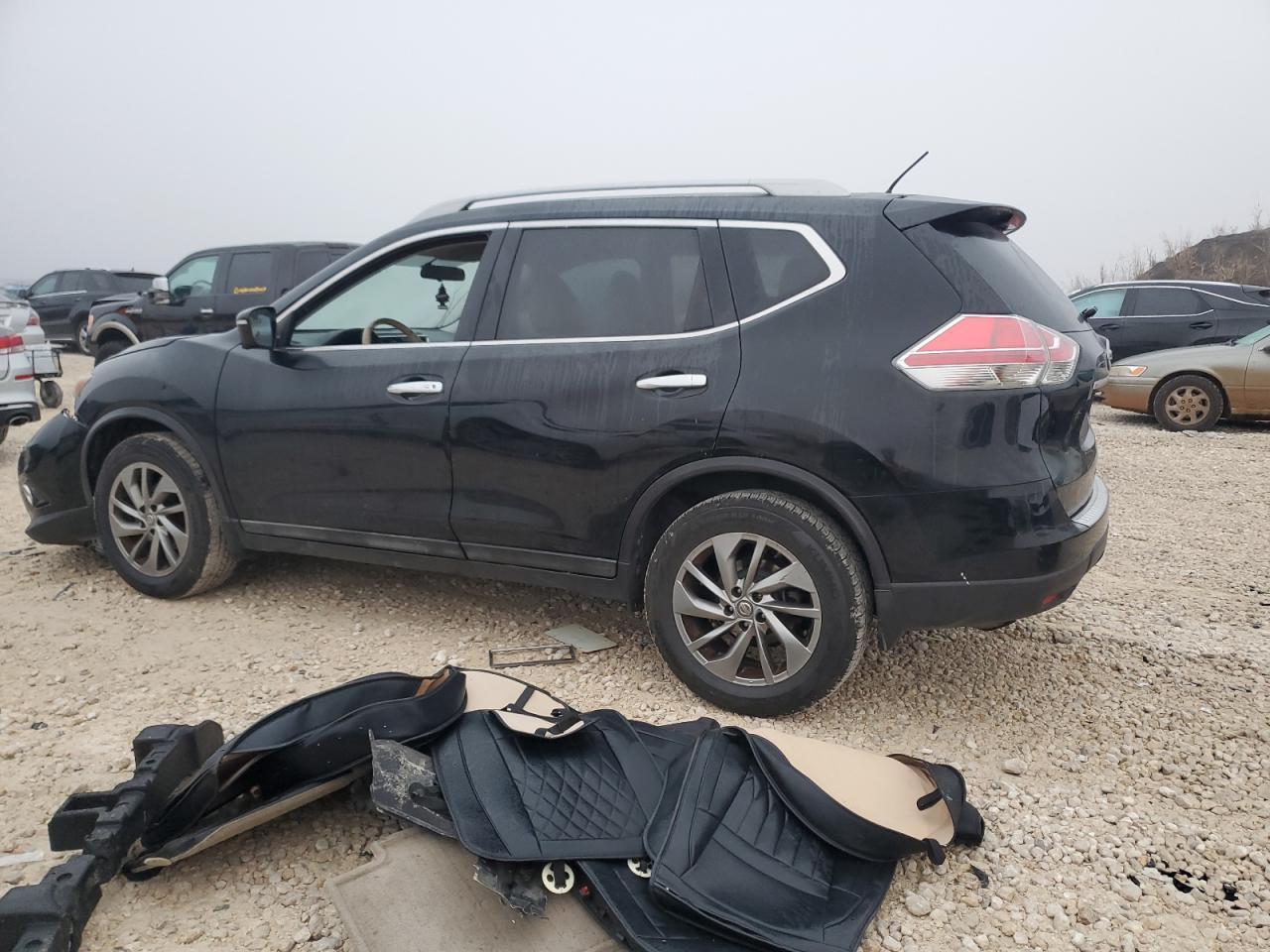 2015 NISSAN ROGUE S - Image 2