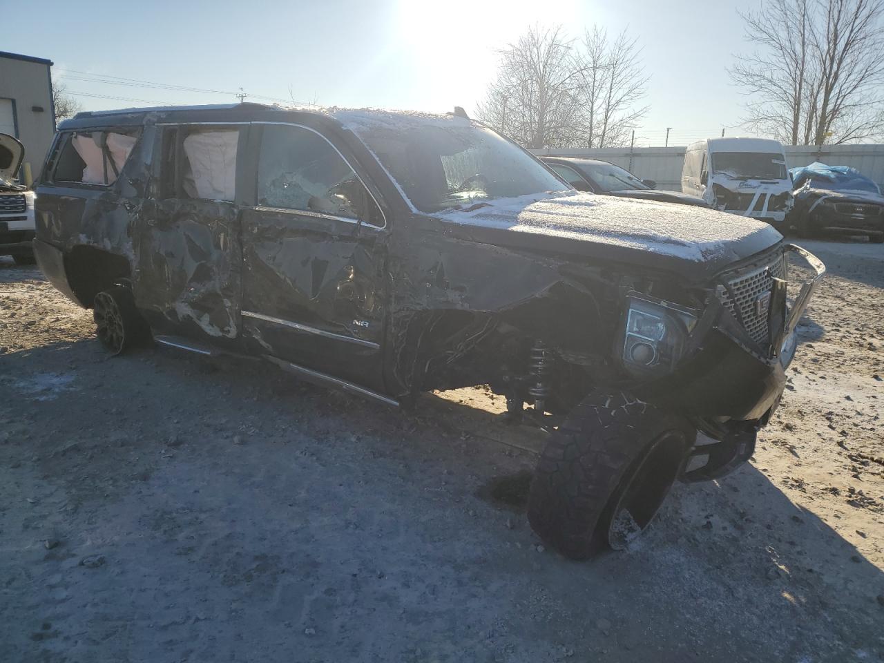 2016 GMC YUKON XL D - Фото 4