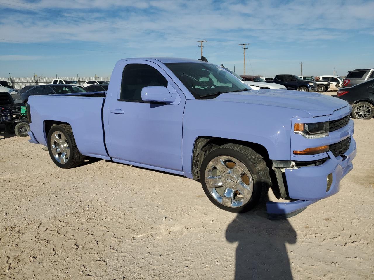 2017 CHEVROLET SILVERADO - Фото 4