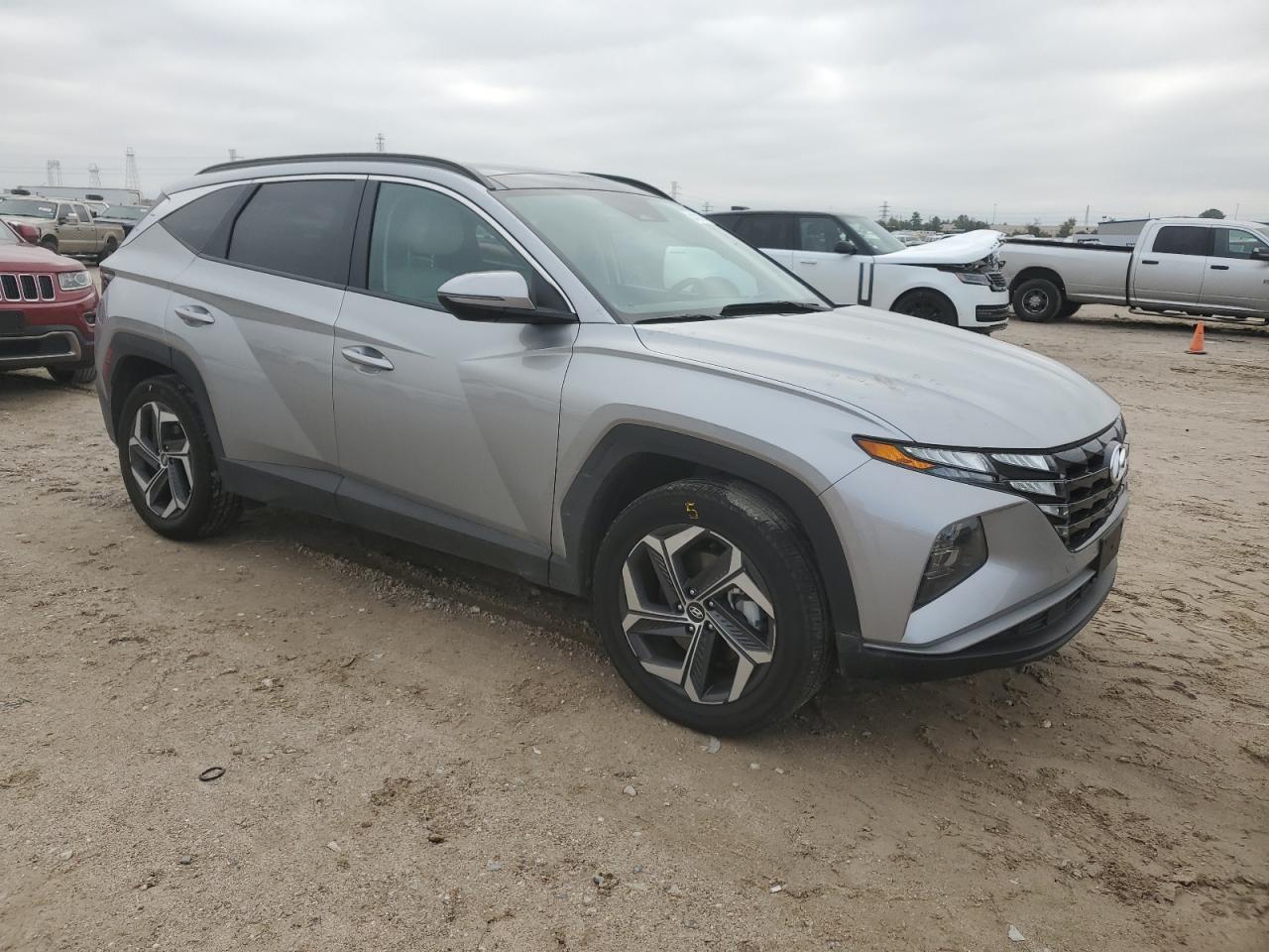 2023 HYUNDAI TUCSON SEL - Фото 4