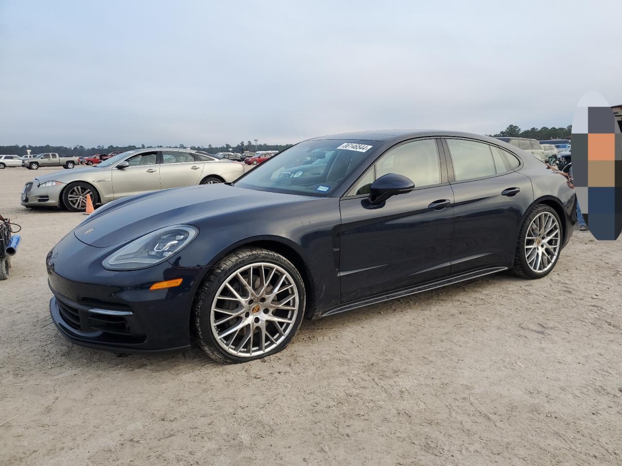 2018 PORSCHE PANAMERA 4