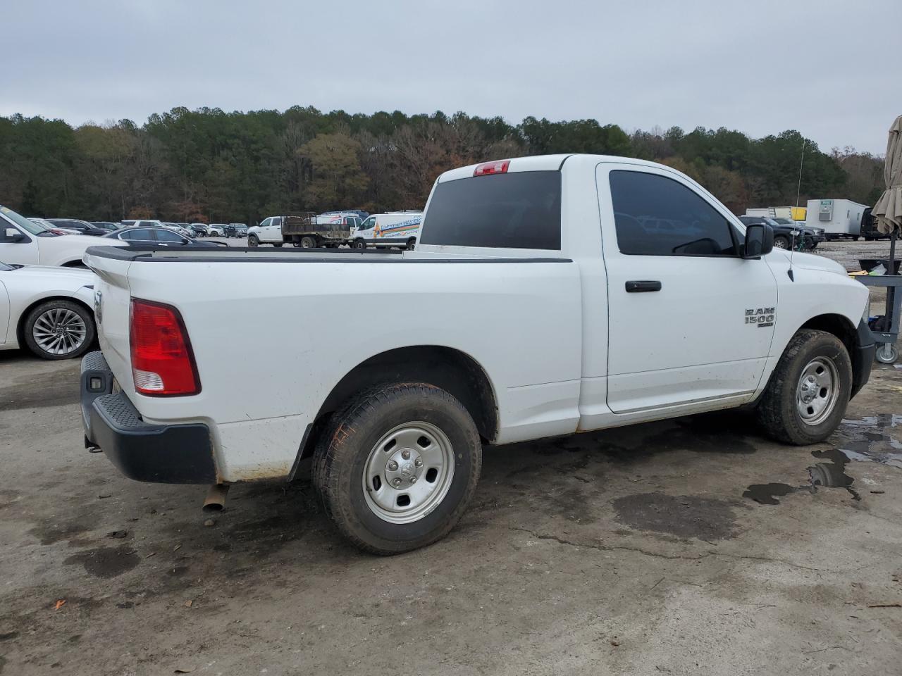 2019 RAM 1500 CLASS - Фото 3